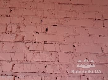 Офис, заказчик с другой страны, по дизайну сделали все как хотели, документация и отчет полностью прозрачно. Ведем в гугл таблицах.