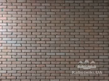 Перегородка з чорнової цегли та розшивкою швів "під квадрат" в офісі будівельної фірми, вул. Кадетський Гай.
