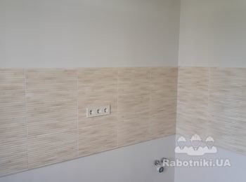 Рабочая стена кухни