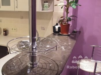 Столешница для барной стойки из гранита.
