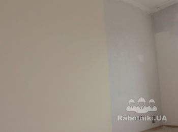 Там де не покрашено буде монтуватись ламінат