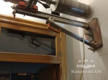 Алмазное Сверление - Вакумная анкеровка на мраморной стене Комитет ВР 200мм