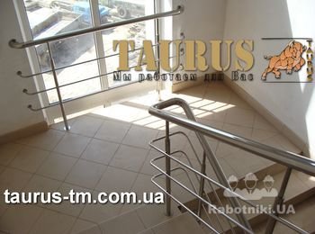 Ограждение лестничных маршей из полированной нержавеющей стали от TAURUS-TM.com.ua
+380980242448