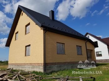 Підшивання даху ,сніго тримачі і водостоки.наша робота