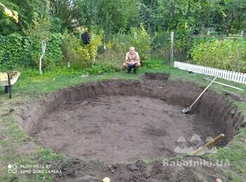 корыто под бассейн 1 день с вывозом земли...