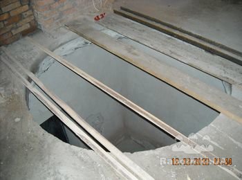 Резка бетона. Отверстие под винтовую лестницу