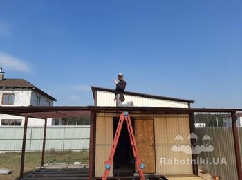 Веранда возле домика, с.Новосилки, Вышгородский р-н, Киевская обл.