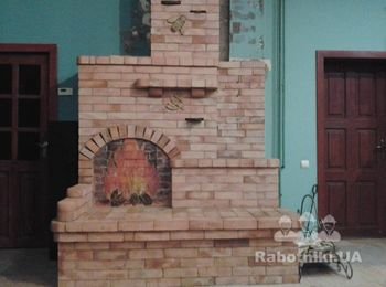 печь-лежанка с варочной плитой,декор подлокотником и рисунком"очаг"