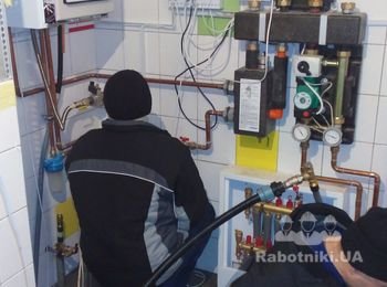 Запуск котла Vaillant ecoTEC plus vuw int 346 5/5 
Насосное оборудование Meibes
Котел работает на контур теплого пола и контур обогрева басейна.