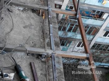 процес работы(вынос пола на 50 см)