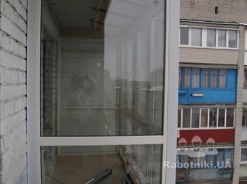 остекление французкого балкона с выносом по полу