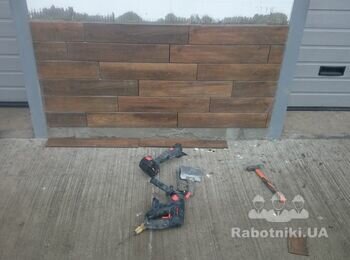 Ремонт та часткова укладання плитки