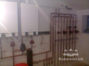 котельная  90 кВт ( два газовых Viessmann, электро Bosch. твердотопливный Orlan)