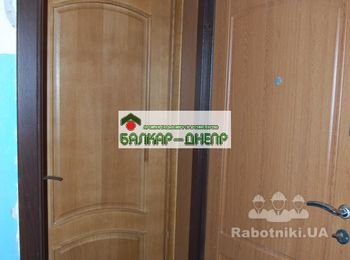 Двери с внутренними откосами