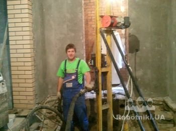 дуже цікавий досвіт. буритися в середині будинку, я вам скажу- це шось нове.
с. Капітанівка