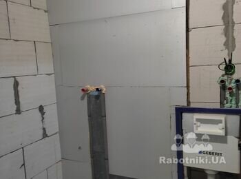 Утеплення вент. каналу перед монтажем гіпсокартону в санвузлі.