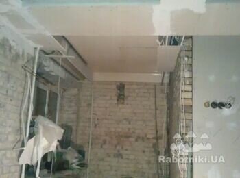 Монтаж потолка кухни