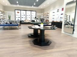 Компанія Retail Furniture (торговое оборудование)