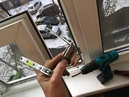 Компанія Энфилд Виндовс ремонт окон и дверей