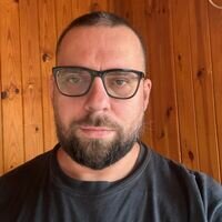 Мастер Олександр Гапішко