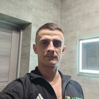 Мастер Микола Безкоровайний