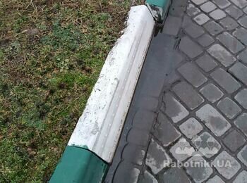 Ремонтні роботи АЗС (лотки водовідведення, бордюр та плитка)