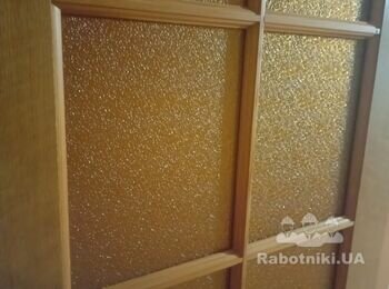 Потрібно виготовити скло в двері