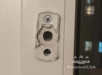 Дрібний ремонт меблів, фурнітури дверей