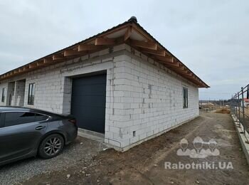 Зробити фасад будинку, впідшиву, відмостку