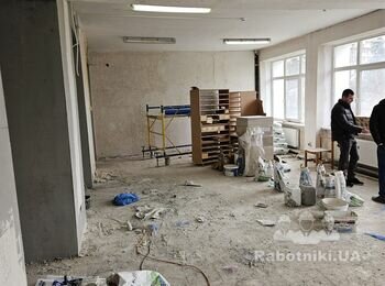 Необхідно зробити комплексний ремонт приміщення