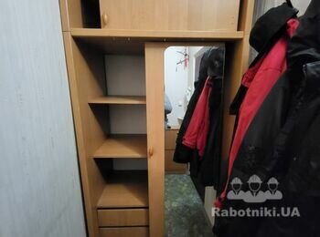 Зібрати, поремонтувати та розставити за схемою меблі