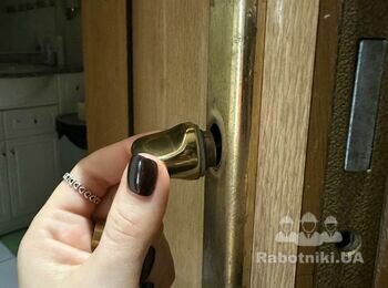Ремонт (чистка) дверного замка міжкімнатних дверей