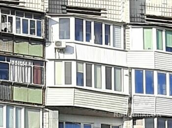 Ремонт зовнішньої пластикової вагонки балкону