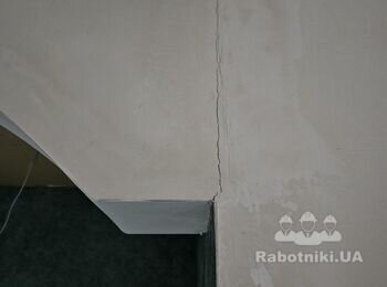 Шпаалевка и покраска потолочных арок.