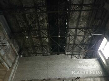Ремонт плит покриття та ферм, загальною площею - 560 м.кв.