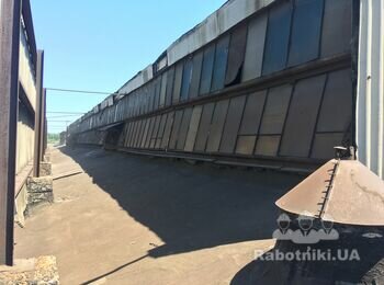 Ремонт даху світлового (зенітного) ліхтаря на промисловій будівлі