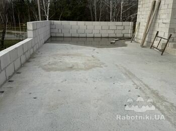 Бетонна стяжка на терасі з розукронками