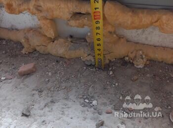 Штукатурка стін та полу, оббивка гіпсокартоном