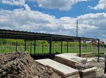 Будівництво навісів для стоянки машин