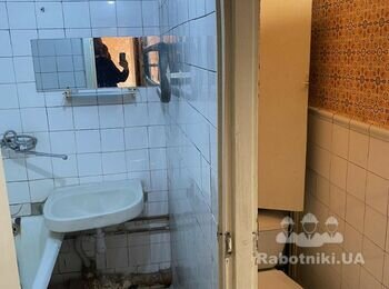 Демонтаж: Перемичок, плитки, паркету, шпалер, лінолеум в квартирі