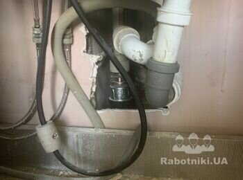 Укладка плитки на короб з гіпсокартона