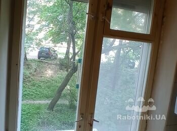 Дрібний ремонт, поклейка шпалер на стіни та стею 1 кімн квартира