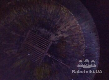 Чистка одног силосу від нашарувань олії (Київська область,м.Миронівка)