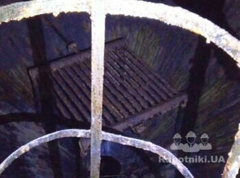 Чистка одног силосу від нашарувань олії (Київська область,м.Миронівка)
