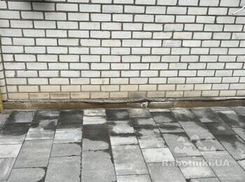 Обкласти цоколь плиткою