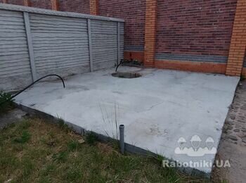 Стяжка під альтанку 4х4м + установити ревізію під вигрібну яму.