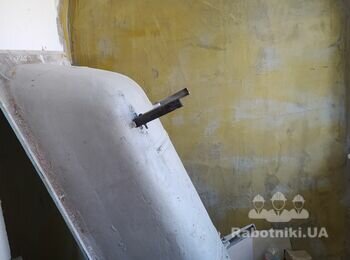 Ремонтні роботи в будинку