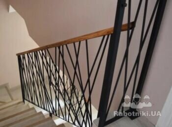 Свариить перила на лестницу