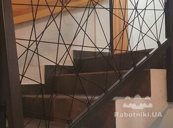 Свариить перила на лестницу