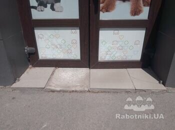 Переложить плитку в магазине